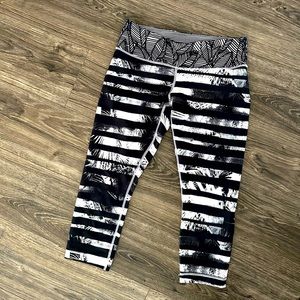 Lululemon Cropped Leggings
